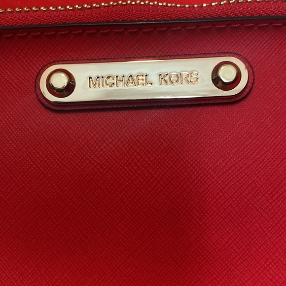 ♥️MICHAEL KORS♥️Dark Sangria Large Ariana Tote👜/NWOT - Picture 2 of 9